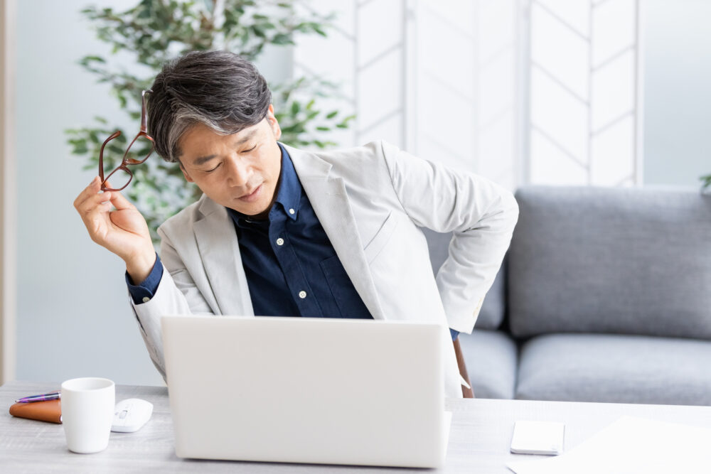 長時間同じ姿勢が続く
